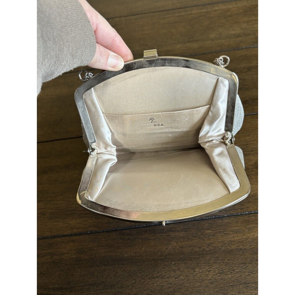 Vtg Mid Century HL USA Harry Levine Silver Metallic Clutch Purse - Picture 8 of 9